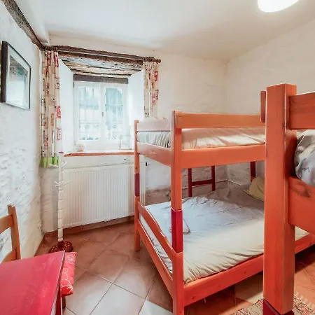Heritage Holiday Home In Gouvy With Fenced Garden Hébergement de vacances