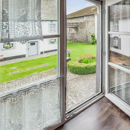 Nyaraló Heritage Holiday Home In Gouvy With Fenced Garden Gouvy