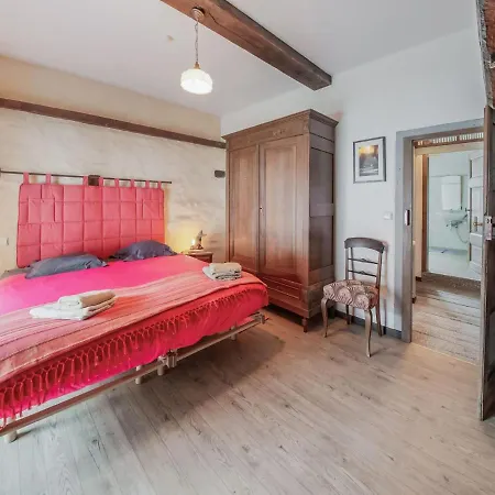 Heritage Holiday Home In Gouvy With Fenced Garden *