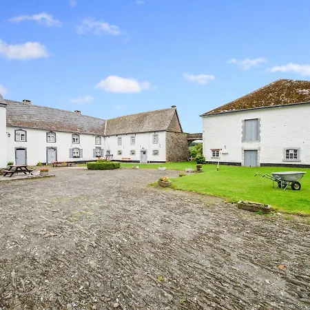 Hébergement de vacances Heritage Holiday Home In Gouvy With Fenced Garden
